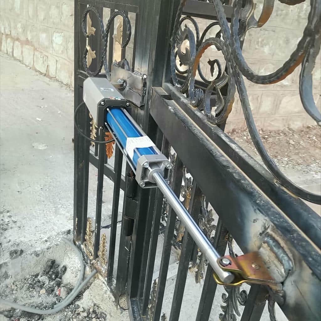 جک بازویی درب پارکینگ دو لنگه برای درب سنگین
