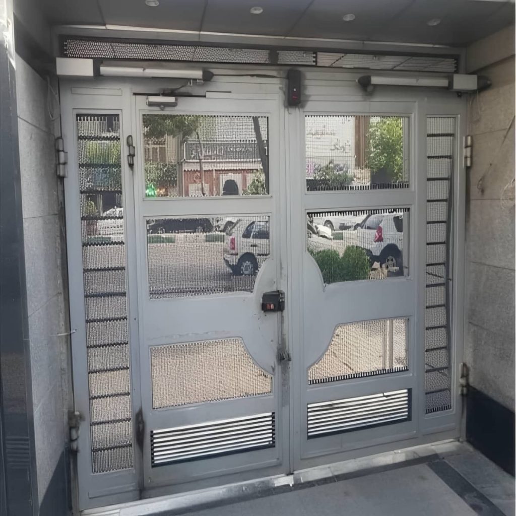 جک پارکینگی ویلایی کم تردد مناسب ورودی ویلا