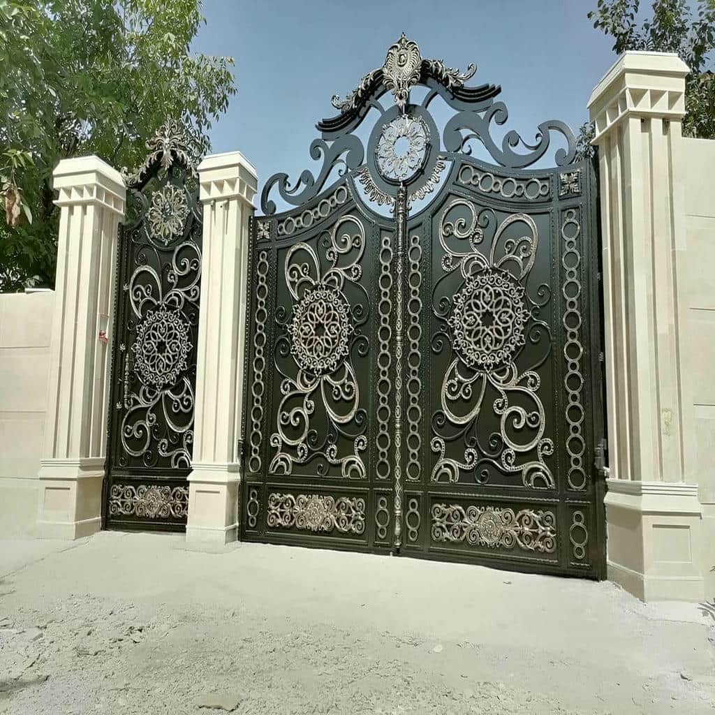 درب ویلایی ورودی شمالی مدرن با چهارچوب تراز