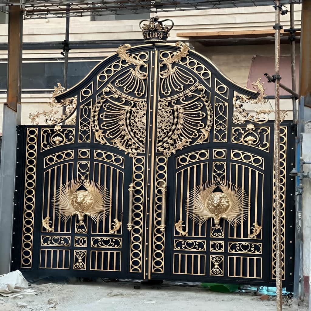 درب حیاط CNC پنل مشبک با ورق فلزی و رنگ مشکی