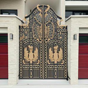 درب ویلایی قاب دار مناسب محوطه با بدنه فلزی مقاوم