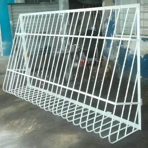 13 طرح حفاظ پنجره مشکی طلایی نما