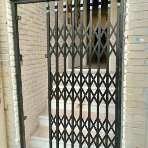 حفاظ درب ضد سرقت فلزی با طراحی مقاوم