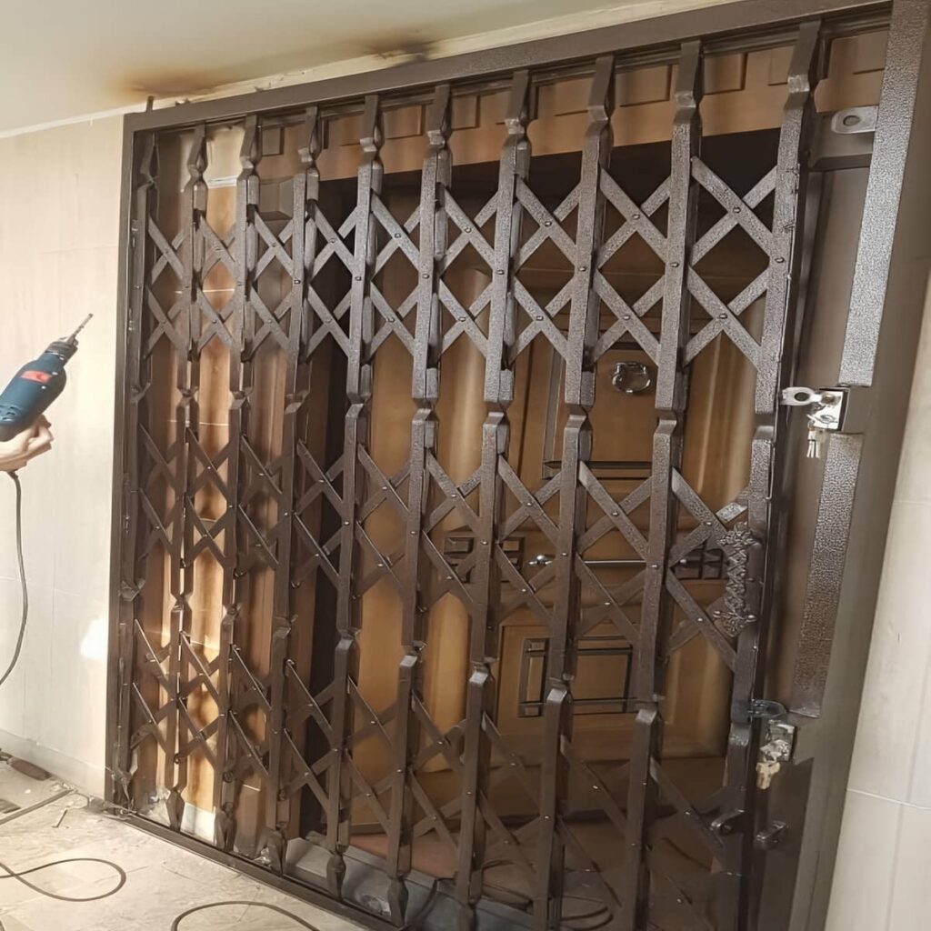 گارد درب آپارتمان با طراحی هماهنگ