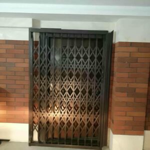 حفاظ ریلی درب با طراحی کلاسیک