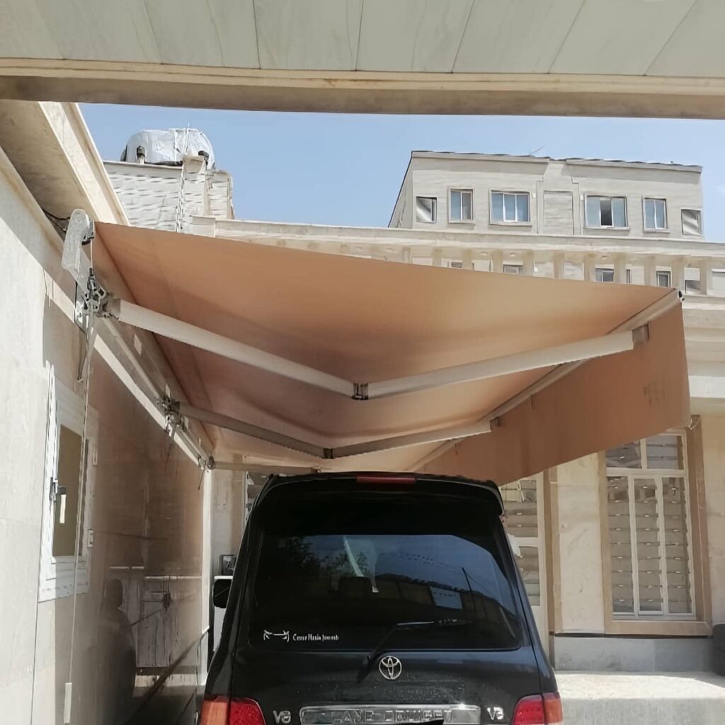 سایبان پارکینگ تاشو مناسب مناطق گرم و خشک