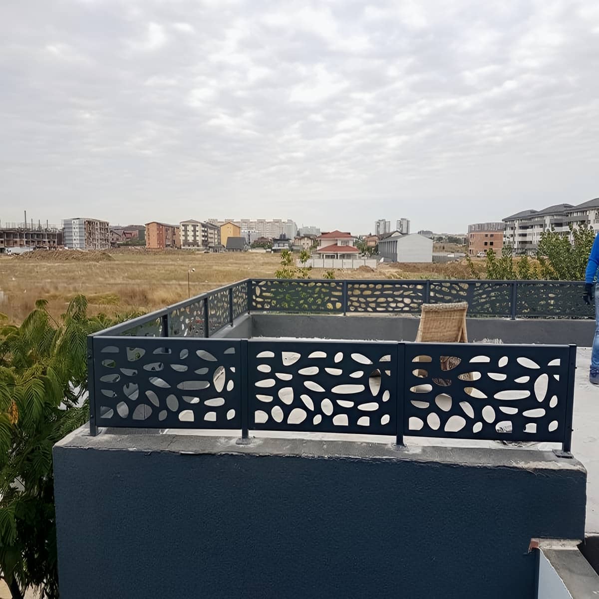 نرده پله کلاسیک با طراحی چوبی کلاسیک مرکز فروش نرده پله کلاسیک با خدمات ضمانت، گارانتی و قرارداد نصب