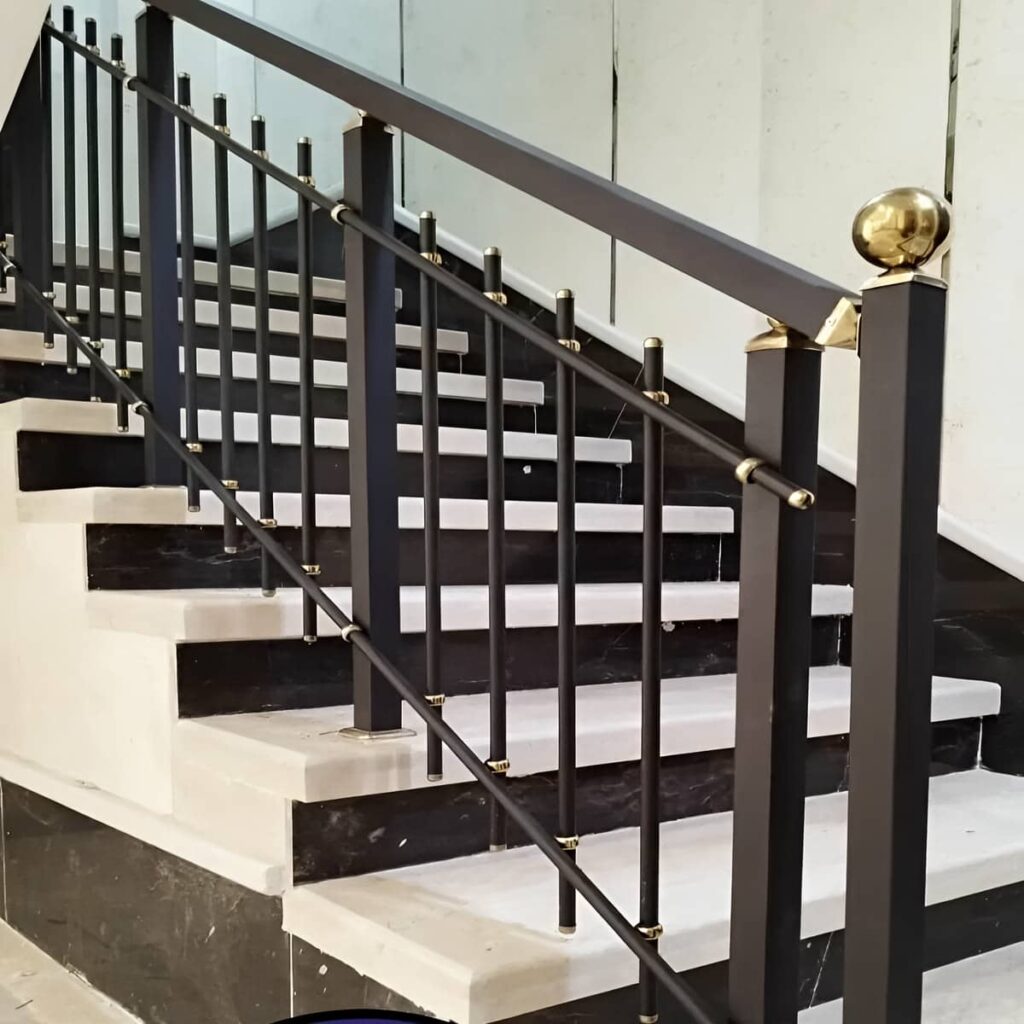 نرده استیل بالکن مناسب تراس