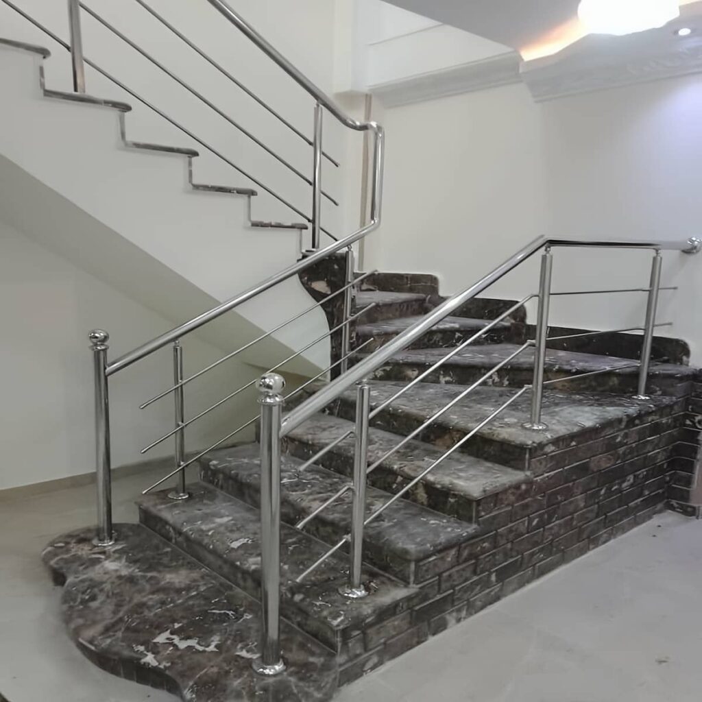 نرده استیل بالکن برای تراس ساختمان