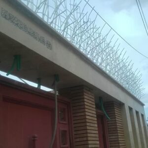 حفاظ بوته ای فلزی برای دیوار ساختمان قدیمی