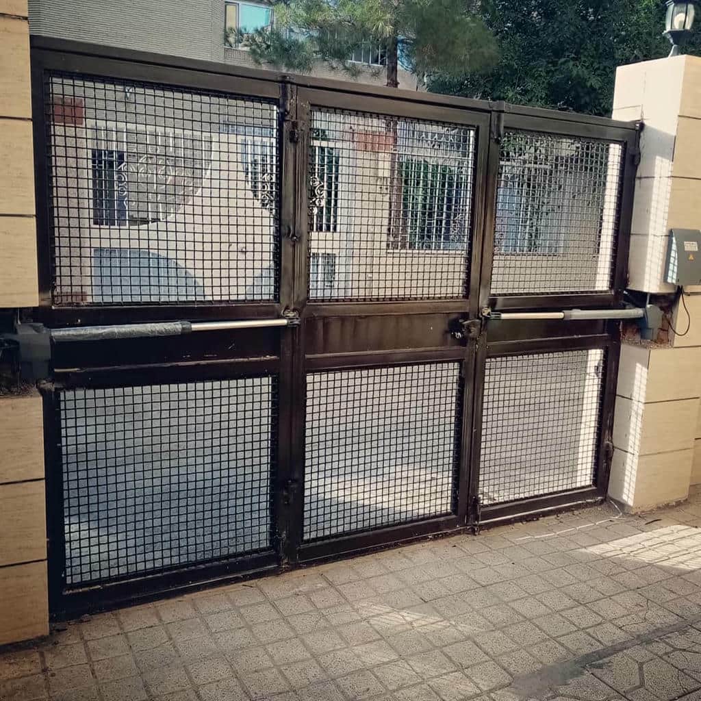 مرکز تخصصی عرضه و نصب جک درب پارکینگ در استان فارس