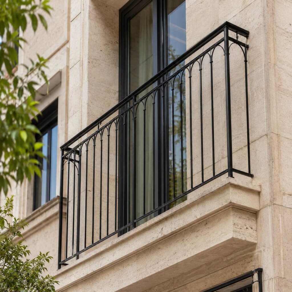 حفاظ بالکن مدرن پروژه نوساز استان خراسان رضوی