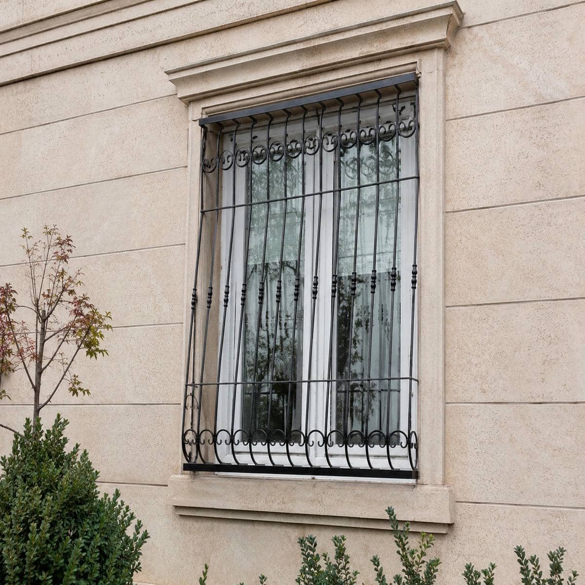مرکز تخصصی عرضه حفاظ پنجره در استان آذربایجان شرقی