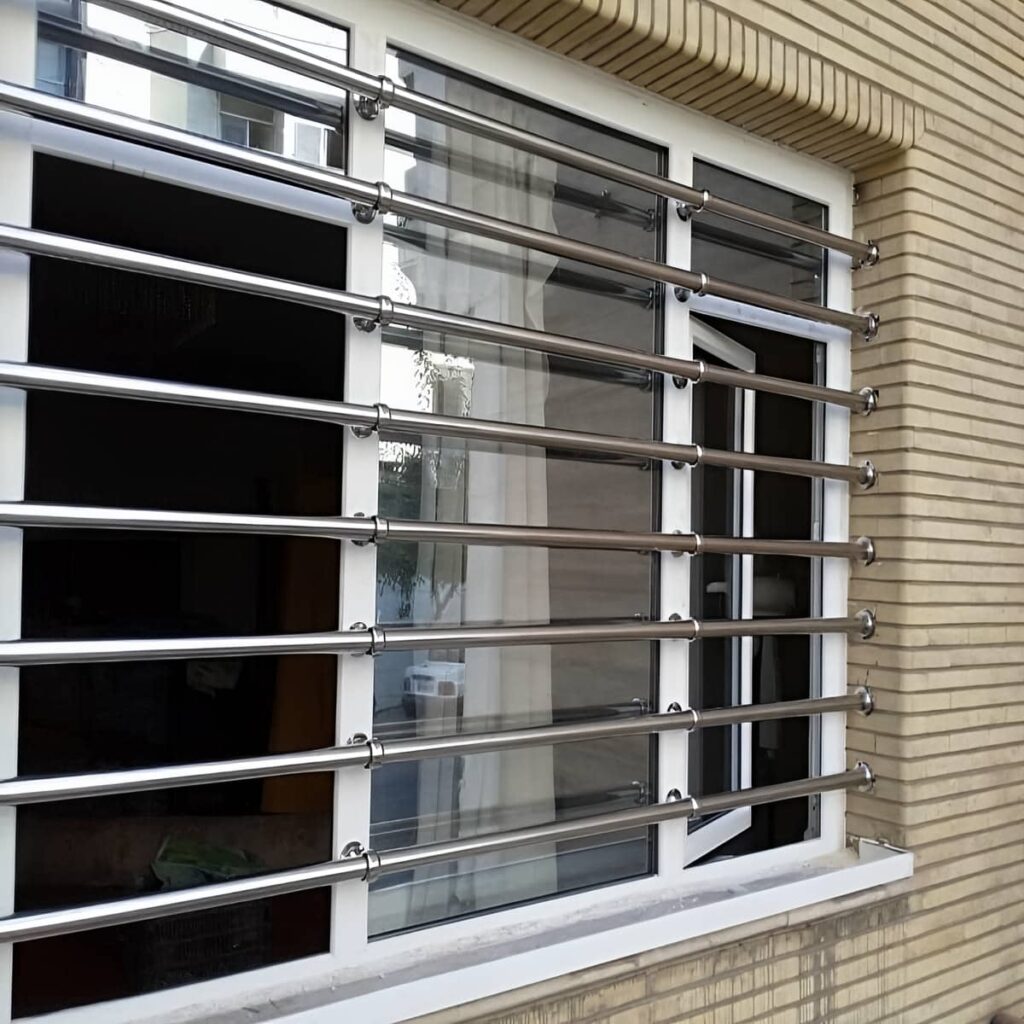 حفاظ پنجره سفارشی برای ساختمان ساحلی استان هرمزگان