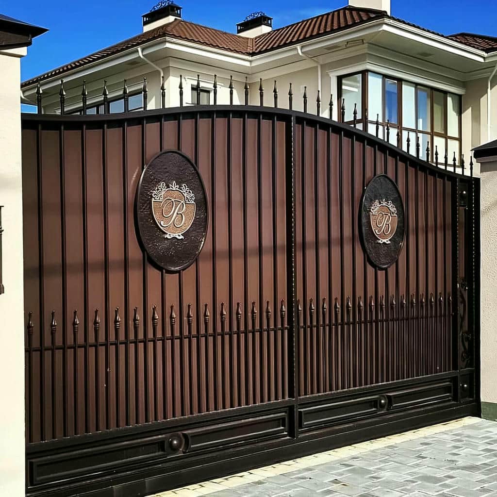 درب حیاط ساده مسکونی در استان قم