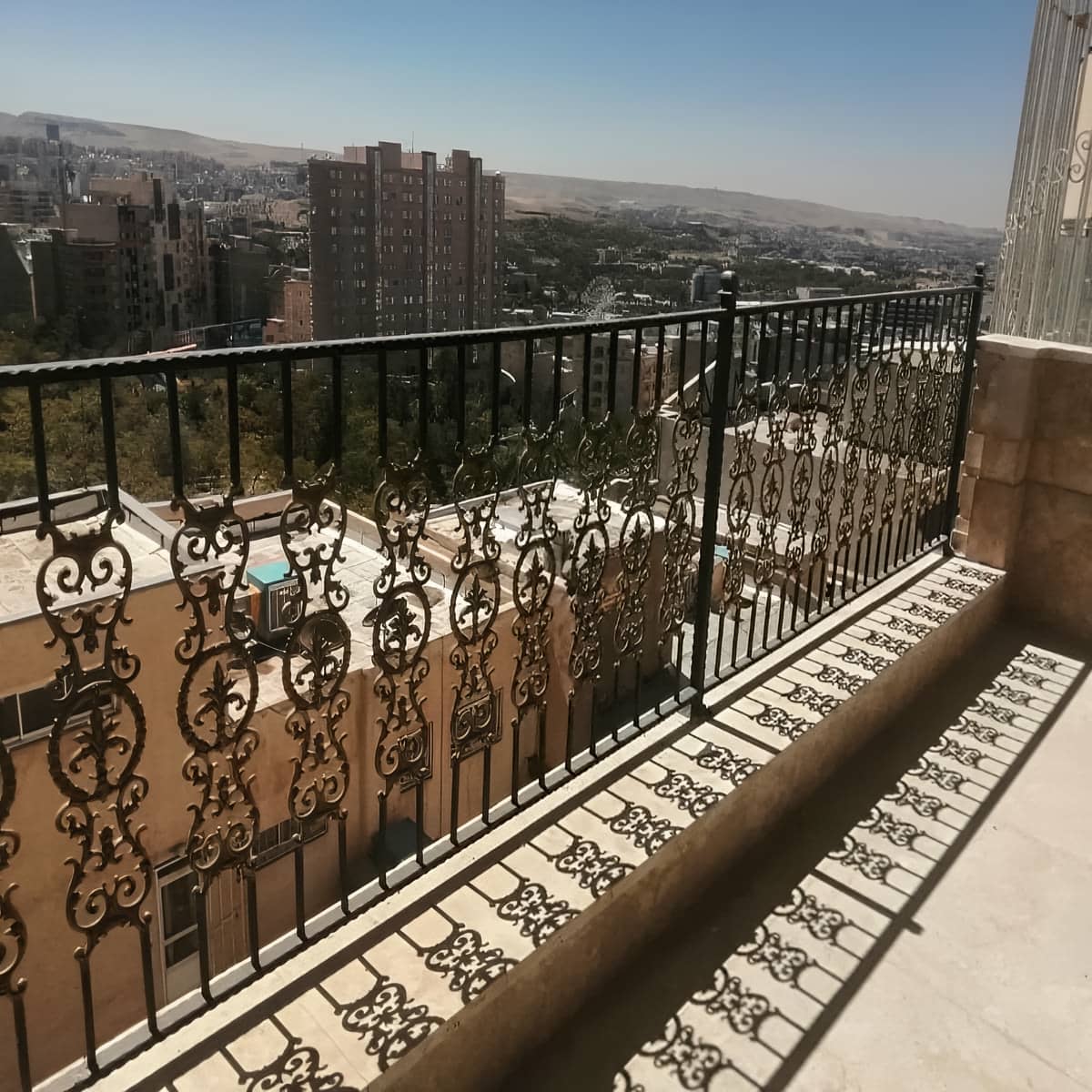 مرکز تخصصی عرضه و سفارش نرده بالکن در استان چهارمحال و بختیاری