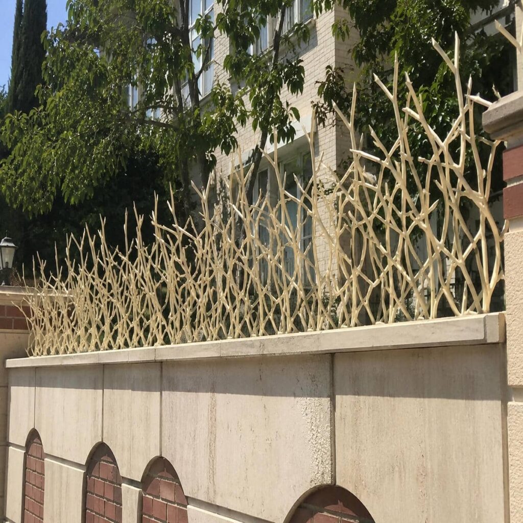 نرده سرنیزه ای فلزی برای ساختمان در رشت