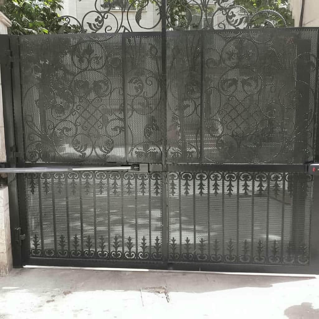 جک درب پارکینگ بازویی نصب شده در استان خراسان رضوی مرکز تخصصی فروش و نصب جک درب پارکینگ در استان خراسان رضوی