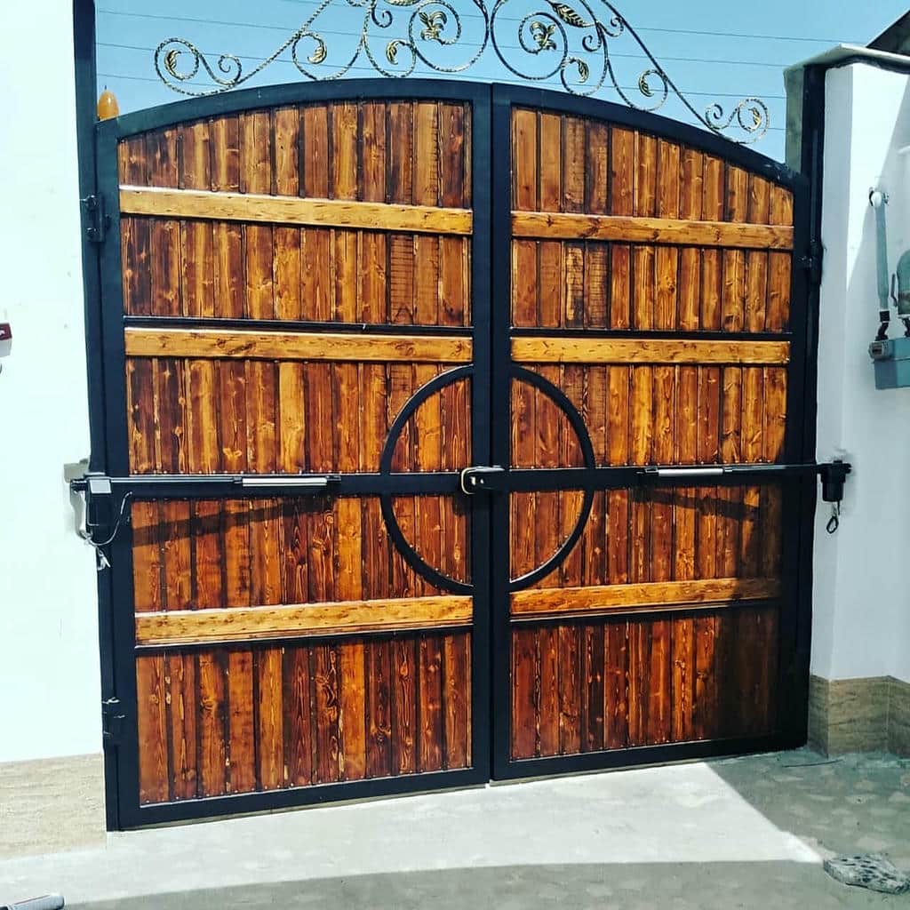 مرکز تخصصی عرضه جک درب پارکینگ برای فضاهای محدود در استان سیستان و بلوچستان