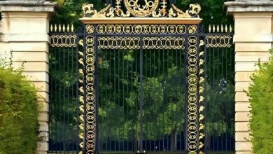 درب حیاط فلزی مشکی در یاسوج